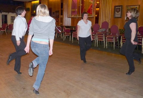 Claddagh - weekly Irish dance practice