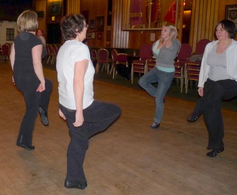 Claddagh - weekly Irish dance practice