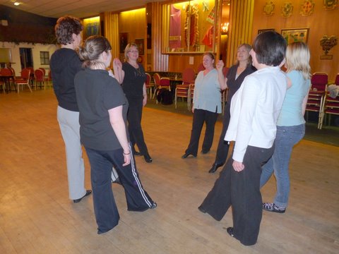 Claddagh - weekly Irish dance practice